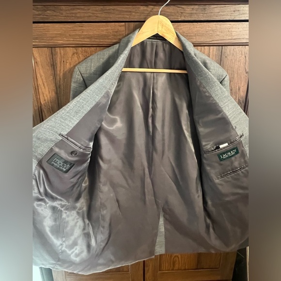 Ralph Lauren for Macy’s Men's size 40R Gray 2 button sport coat/ blazer - Picture 9 of 9